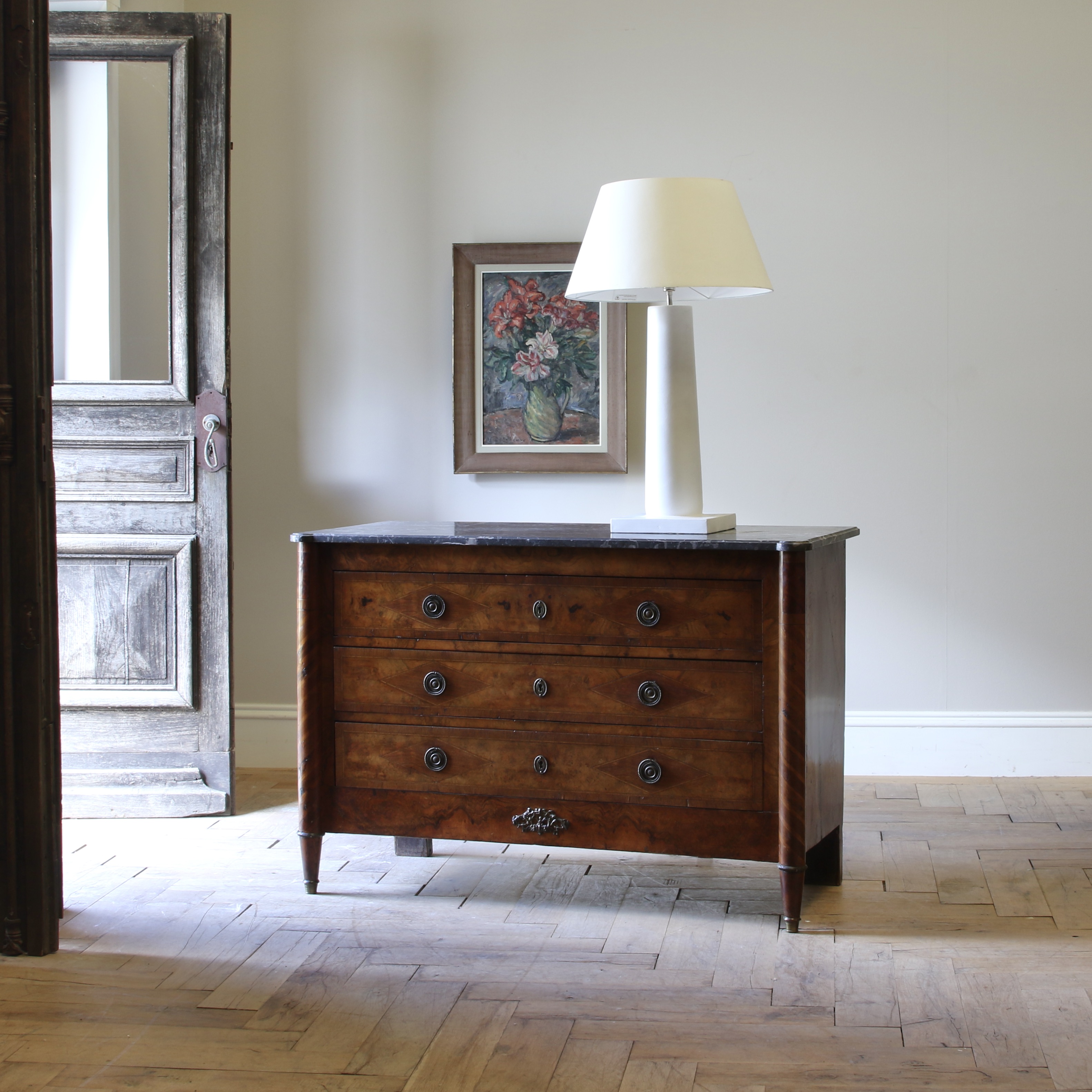 153-08 - Transitional Commode